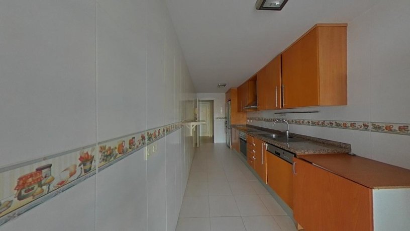 Piso en venta en Piso en Marbella, Málaga, 342.475 €, 2 habitaciones, 3 baños, 105 m2